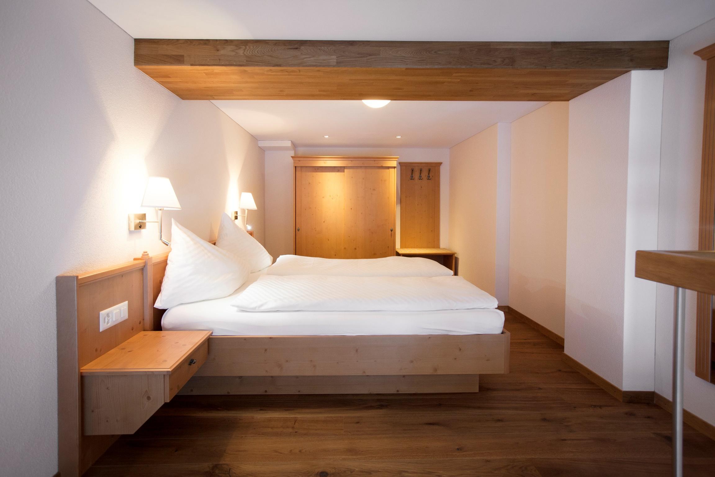 Berghotel Truebsee - Accessible Only By Cable Car Engelberg Room photo