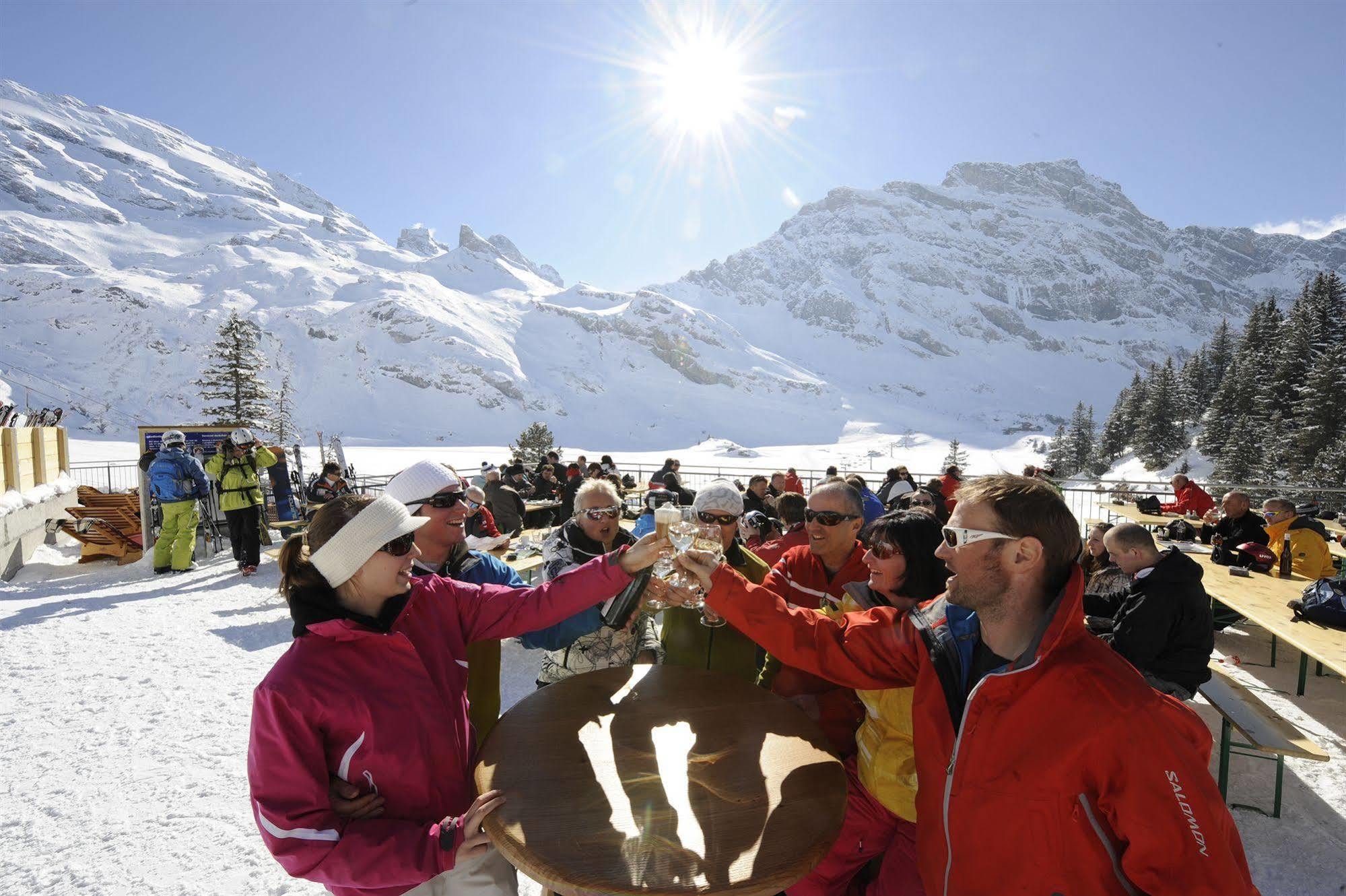 Berghotel Truebsee - Accessible Only By Cable Car Engelberg Exterior photo